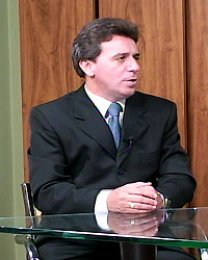 Programa: TV Câmara apresenta entrevista com Célio de Oliveira
