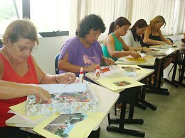 Educadoras fazem capacitação de jogos e brincadeiras