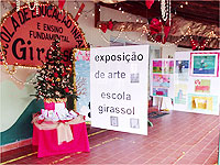 Avanhandava: Exposição de arte da Girassol atrai pais de alunos e visitantes