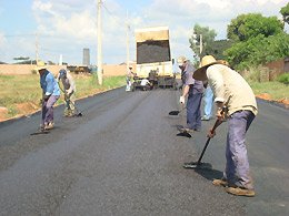 Obras conclui asfalto no Rosa Alberton e São Francisco