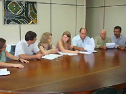 Parceria: Decoração natalina começa a ser preparada em maio