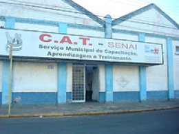 Sede: Prefeito João Luis solicita recursos para prédio do CAT