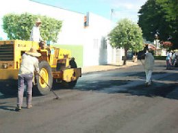 Mais ruas de Penápolis recebem recapeamento asfáltico