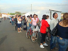 “Minha Casa Minha Vida”: Milhares de pessoas retiram senha para casa própria