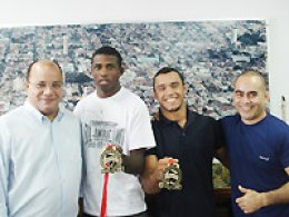 João Luís recebe atletas premiados em torneio de Jiu-Jitsu