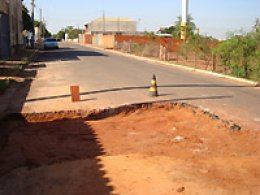 Operação tapa-buraco tem início em Avanhandava