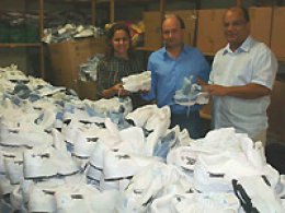 Fundo Social recebe mais de 400 pares de tênis para doação