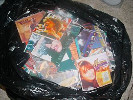 Polícia Civil apreende cd’s falsificados