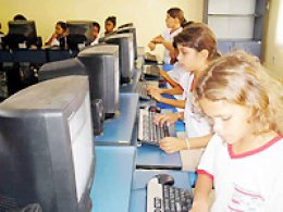 Conexão do Saber: Candidatos a estágio fazem prova amanhã