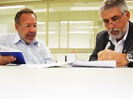 Legalidade: Hugo elabora projeto para receituários e prontuários