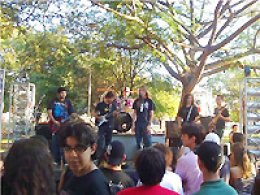 Plis Rock Itinerante acontece hoje na Vila Aparecida