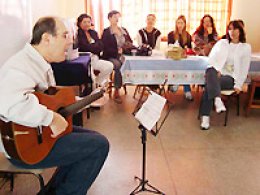 Professores das Emeis fazem curso de Música