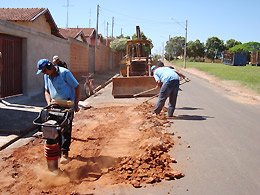 Avanhandava: DAAEA prossegue com operação tapa-buraco