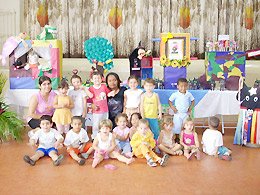 Anjo da Guarda: Pais e comunidade conferem mostra de trabalhos
