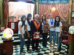Colégio Anglo é destaque em Maratona Cívico-Cultural