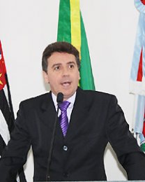 Casa da Mãe: Célio quer esclarecimento sobre despejo de voluntária