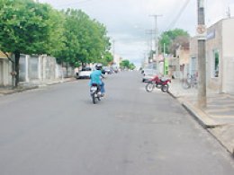 Comerciante vê prejuízo em mudança de trânsito
