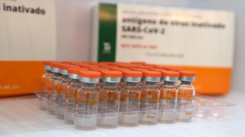 Problema em refrigerador faz Jales descartar mil doses da vacina contra Covid-19