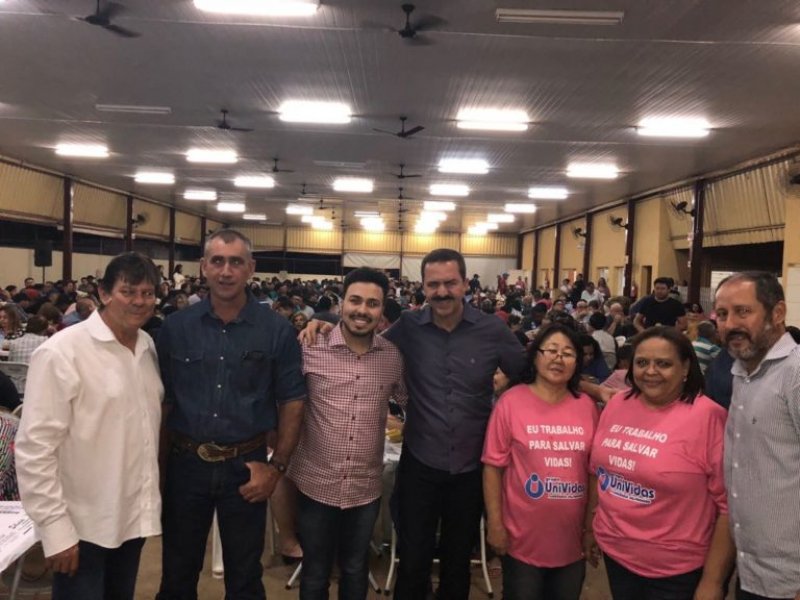 Deputado Itamar Borges prestigia Quermesse de Valparaíso
