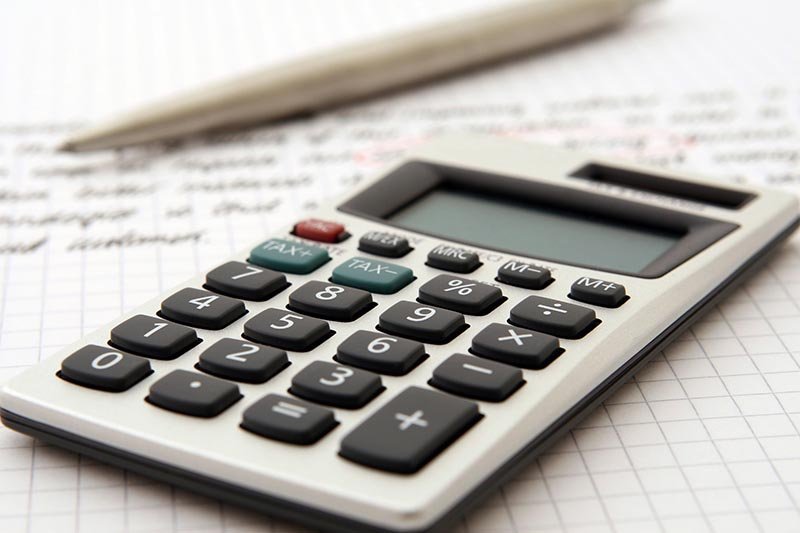 13º salário injeta R$ 211 bi na economia