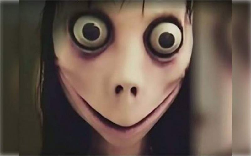 Criador de Momo diz que ela foi jogada no lixo