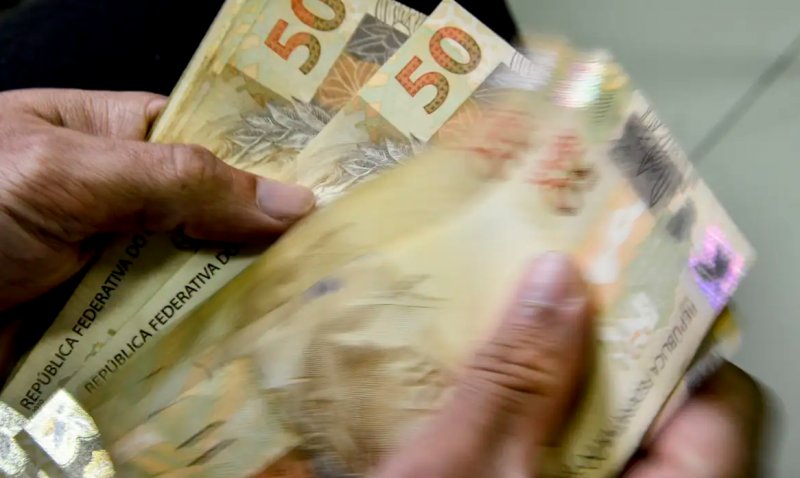 Teto de juros do consignado do INSS cairá para 1,72% ao mês