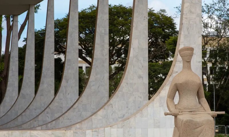 STF tem maioria para descriminalizar porte de maconha para uso pessoal