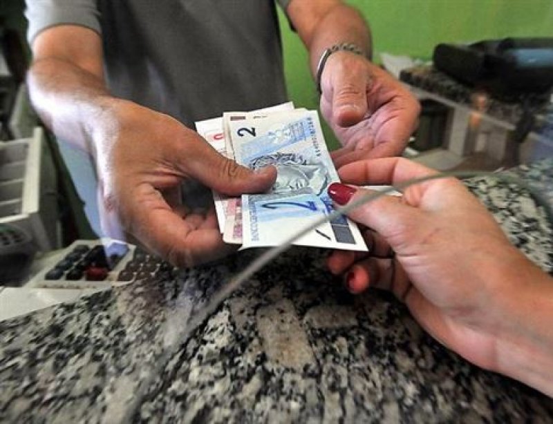 Receita abre consulta a 1º lote de restituição do Imposto de Renda