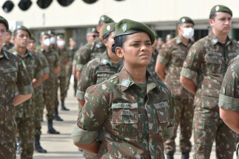 Alistamento militar voluntário feminino  está aberto e segue até 30 de junho de 2025
