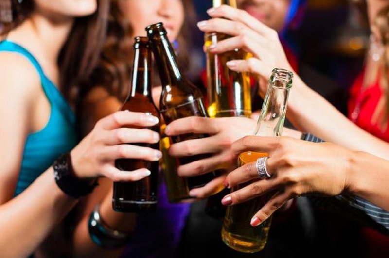Consumo abusivo de álcool aumenta entre as mulheres