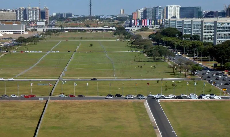 Servidores receberão reajuste retroativo a janeiro em 2 de maio