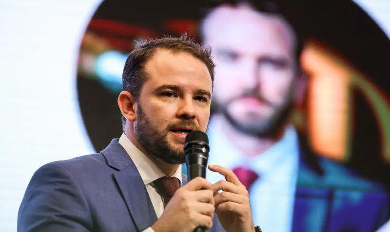 Projeto propõe corte de R$ 19,6 bi em benefícios fiscais em 2026