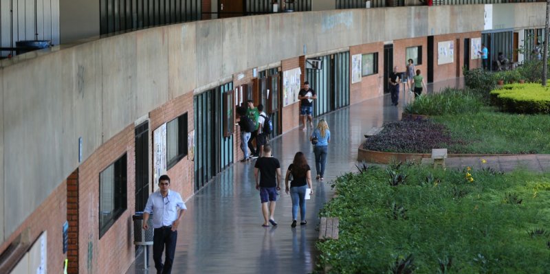 Estudante é expulso da UnB por gravar aulas e debochar de professores