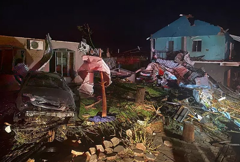 Tornado atingiu cidade do Paraná com ventos de 250 km/h, diz governo