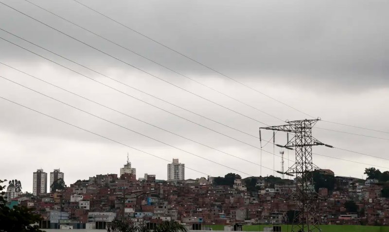 Fim de semana será de temporal no Sudeste e chuva intensa no Norte