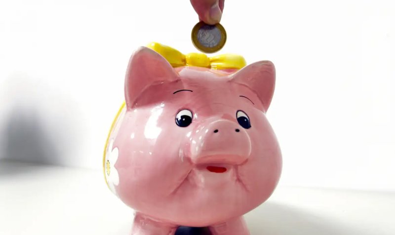 Retiradas da poupança superam depósitos em R$ 7,15 bilhões em julho