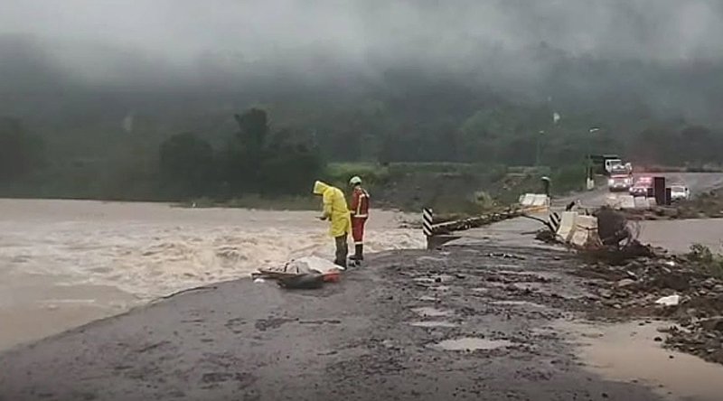 Rio Grande do Sul inicia semana com alerta para forte tempestade