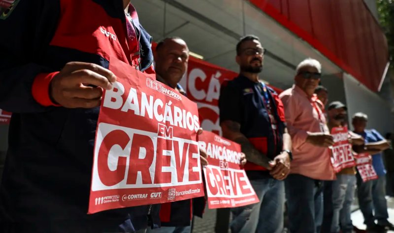 Bancários fazem paralisação nacional de 24 horas nesta quinta-feira