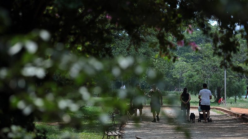 Frio perde intensidade no Sul e seca persiste no centro do país
