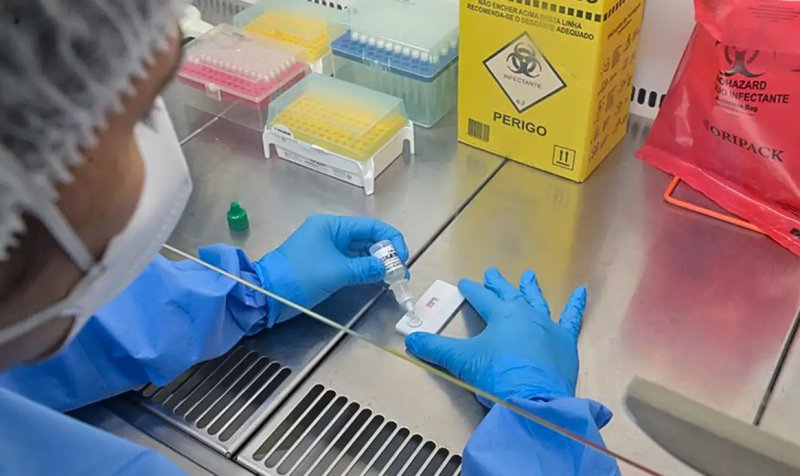 Anvisa atualiza regras sobre controle de qualidade em laboratórios