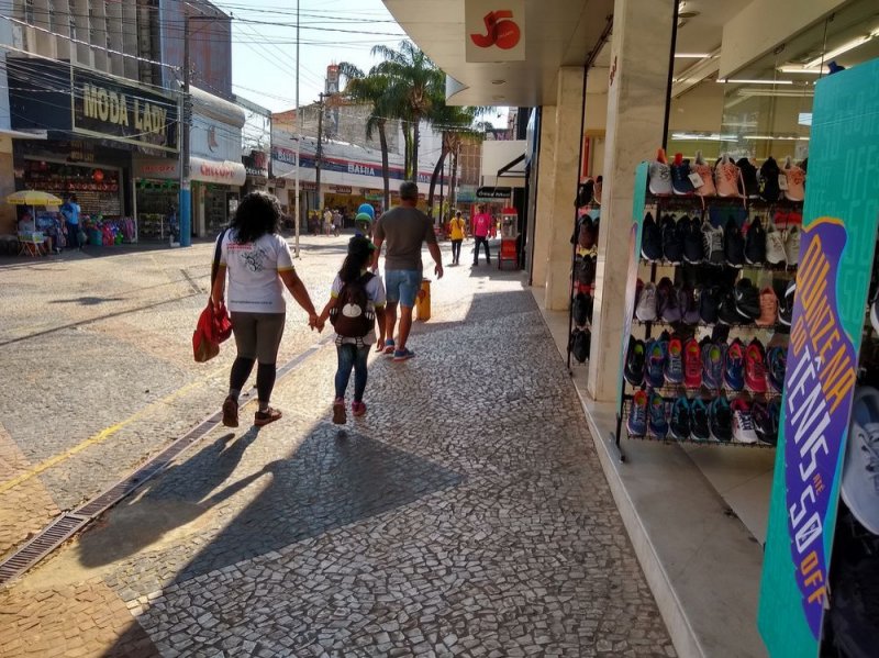 Comércio de Araçatuba abrirá nos feriados de 15 e 20 de novembro