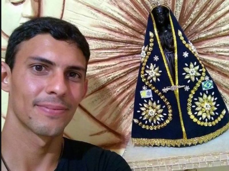 Dois morrem em colisão frontal em rodovia