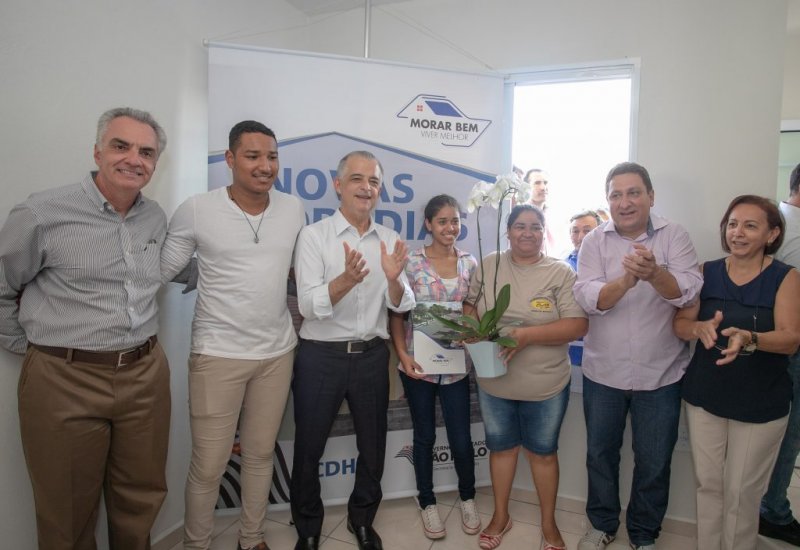 62 casas da CDHU são entregues em Buritama
