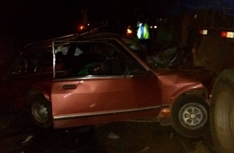 Idoso morre após colidir com carreta em Glicério