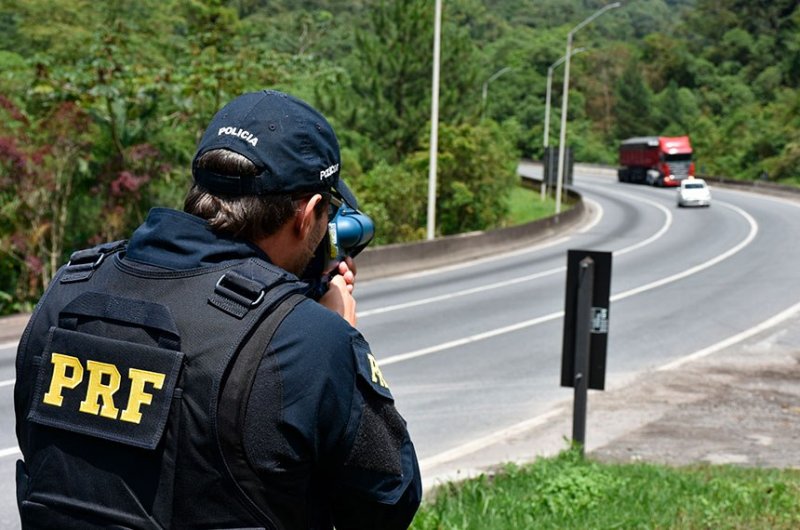 Senado avalia projeto que amplia validade da CNH e regulariza 