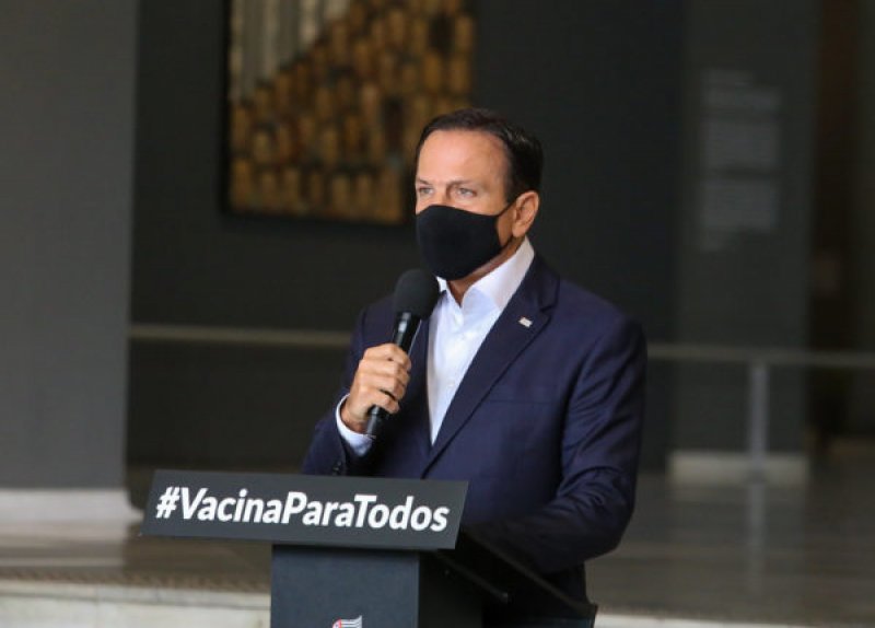 Governador Doria anuncia lockdown em SP das 23h às 5h