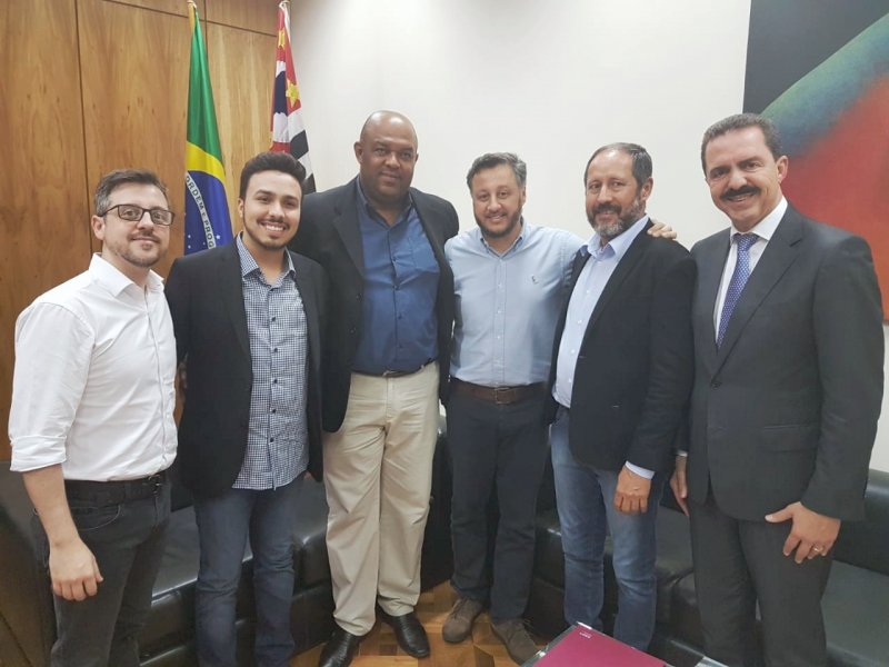 Deputado Itamar e prefeito Lucio buscam recursos para a Educação de Valparaíso